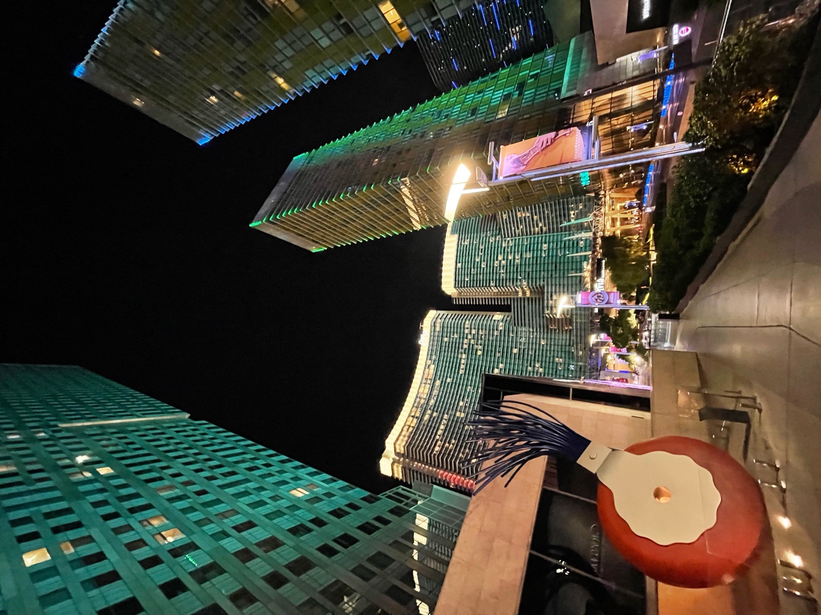 Gala dinner table setting